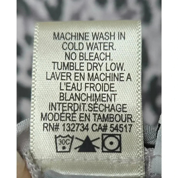 Anthropologie Cloth & Stone Large Animal Print Cropped Tie Waist Long Sleeve. - Picture 9 of 9